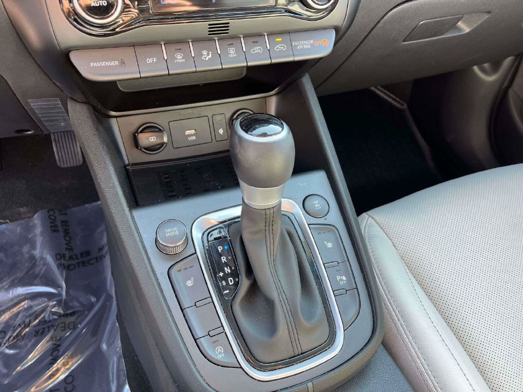 Used 2022 Hyundai Kona Limited AWD/4WD image 20