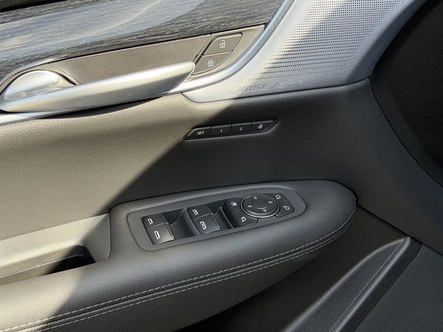New 2026 Cadillac XT5 Premium Luxury w/ LPO, ONYX Package FWD image 18