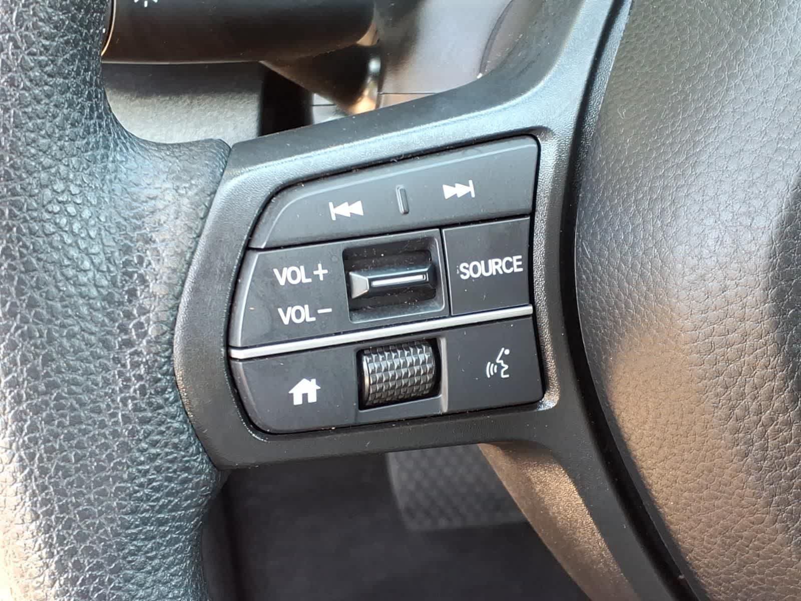 Used 2025 Honda CR-V EX image 17