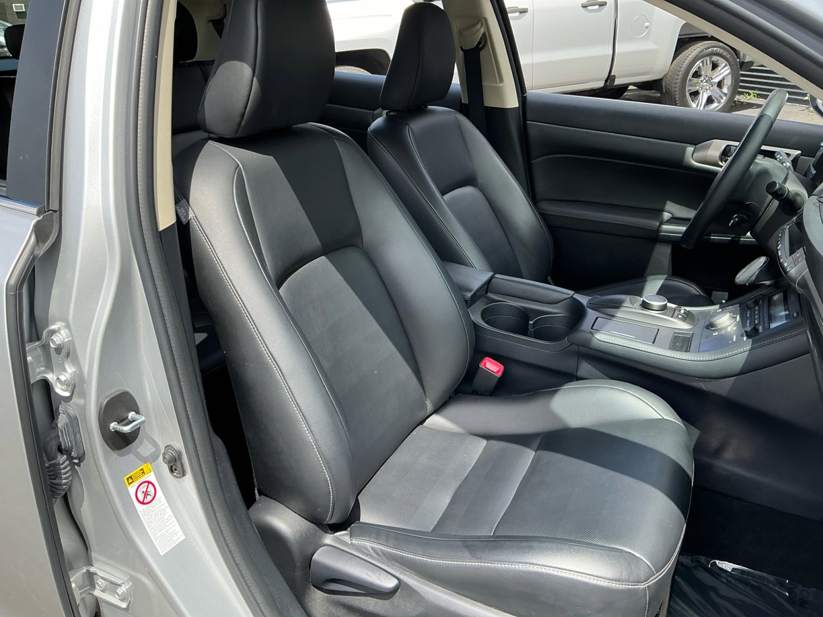 Used 2014 Lexus CT 200h image 21