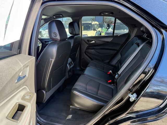 Used 2023 Chevrolet Equinox RS image 4