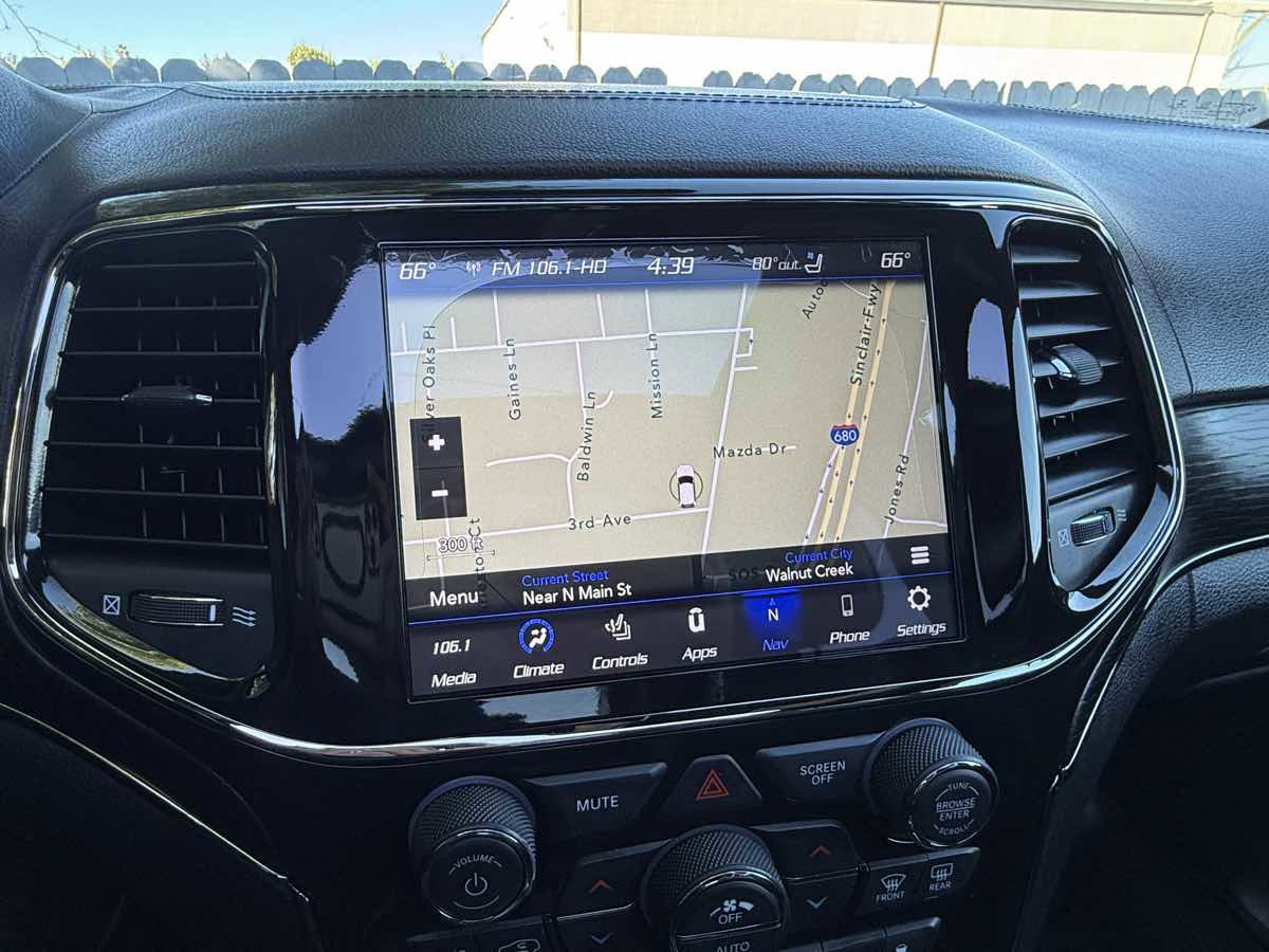 Used 2021 Jeep Grand Cherokee High Altitude image 22