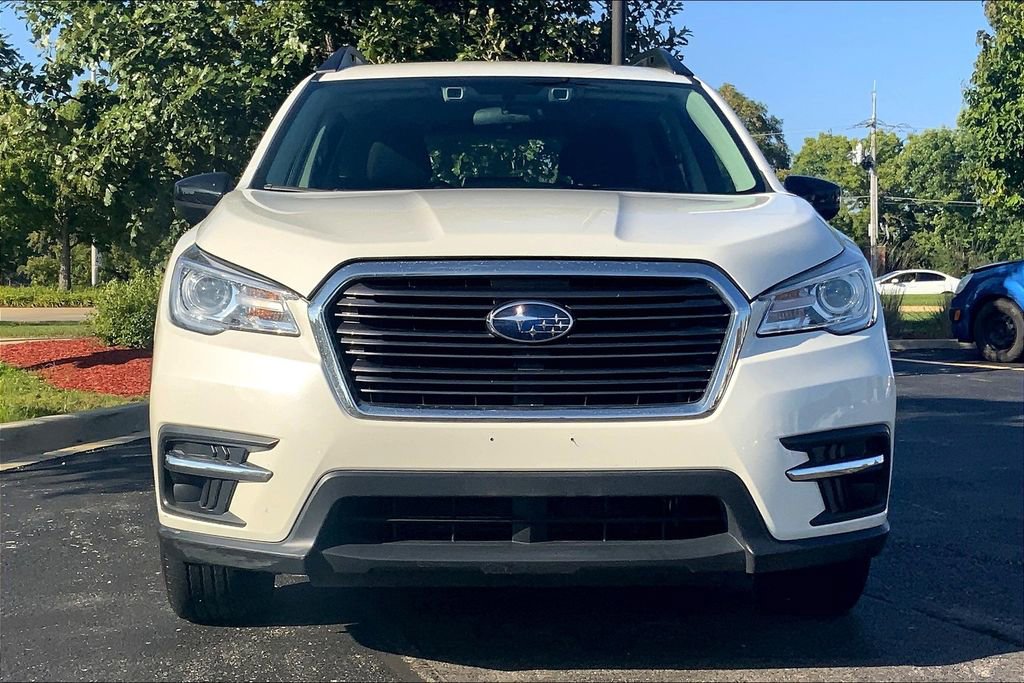 Certified 2022 Subaru Ascent 8-Passenger image 3