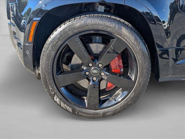 Used 2024 Land Rover Defender 110 X image 28