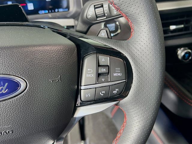 Used 2025 Ford Explorer ST image 17