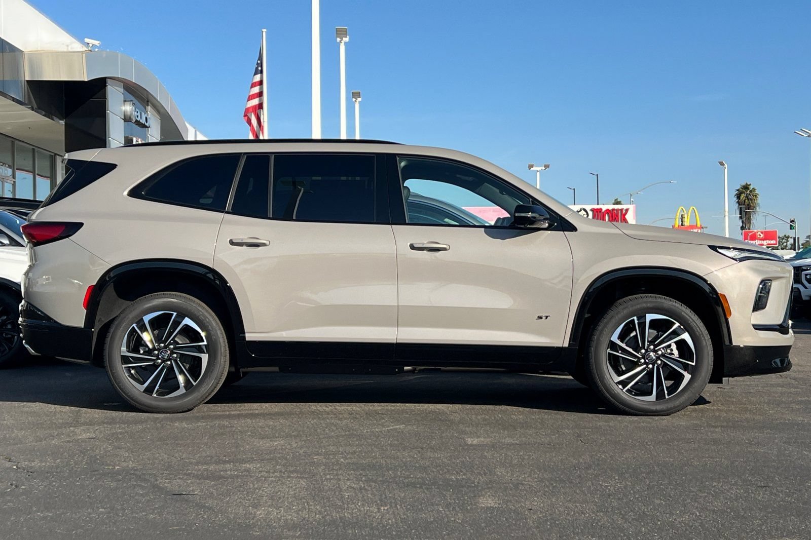 New 2026 Buick Enclave Sport Touring w/ Power Package FWD image 3
