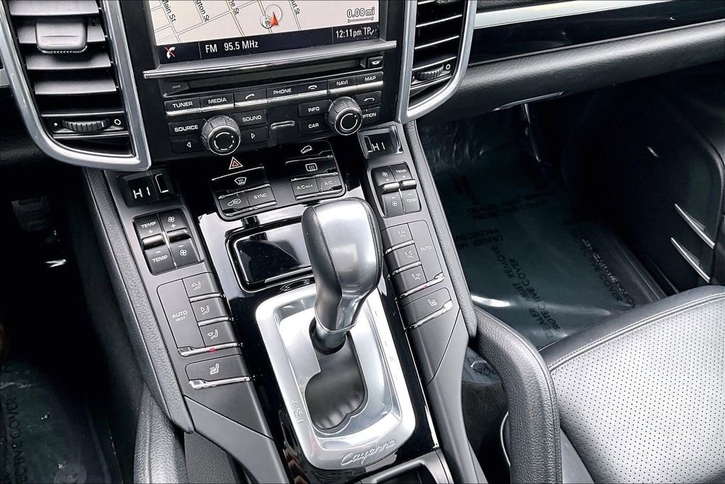 Used 2014 Porsche Cayenne AWD/4WD image 34