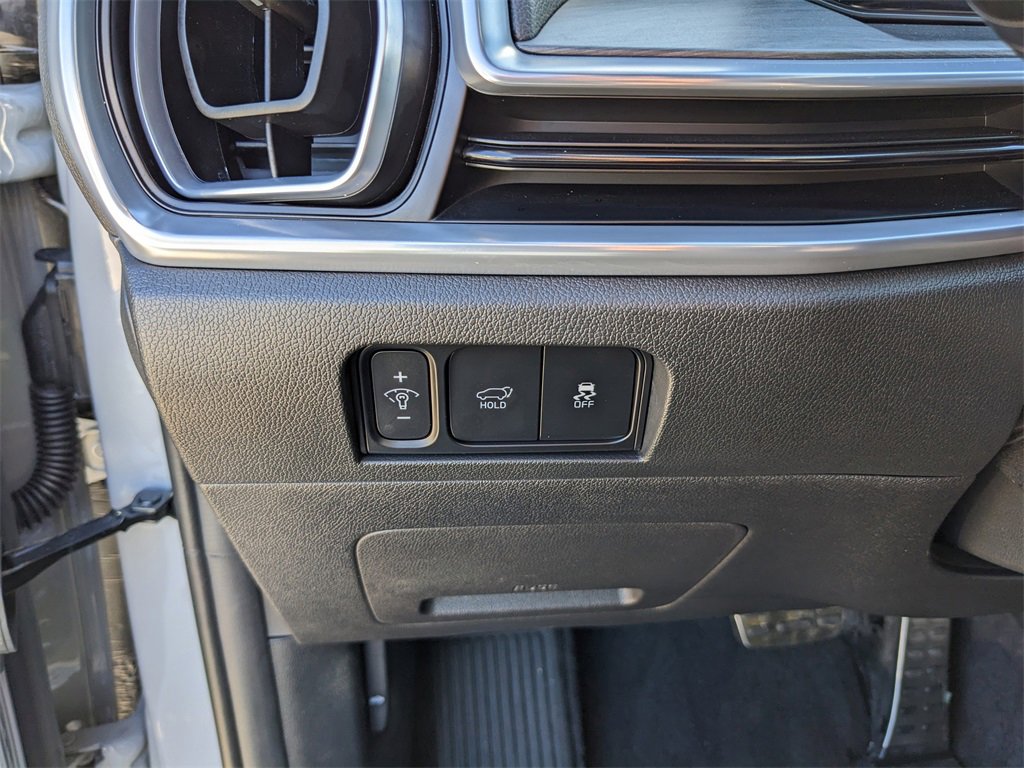 Certified 2025 Kia Sorento SX Prestige image 32
