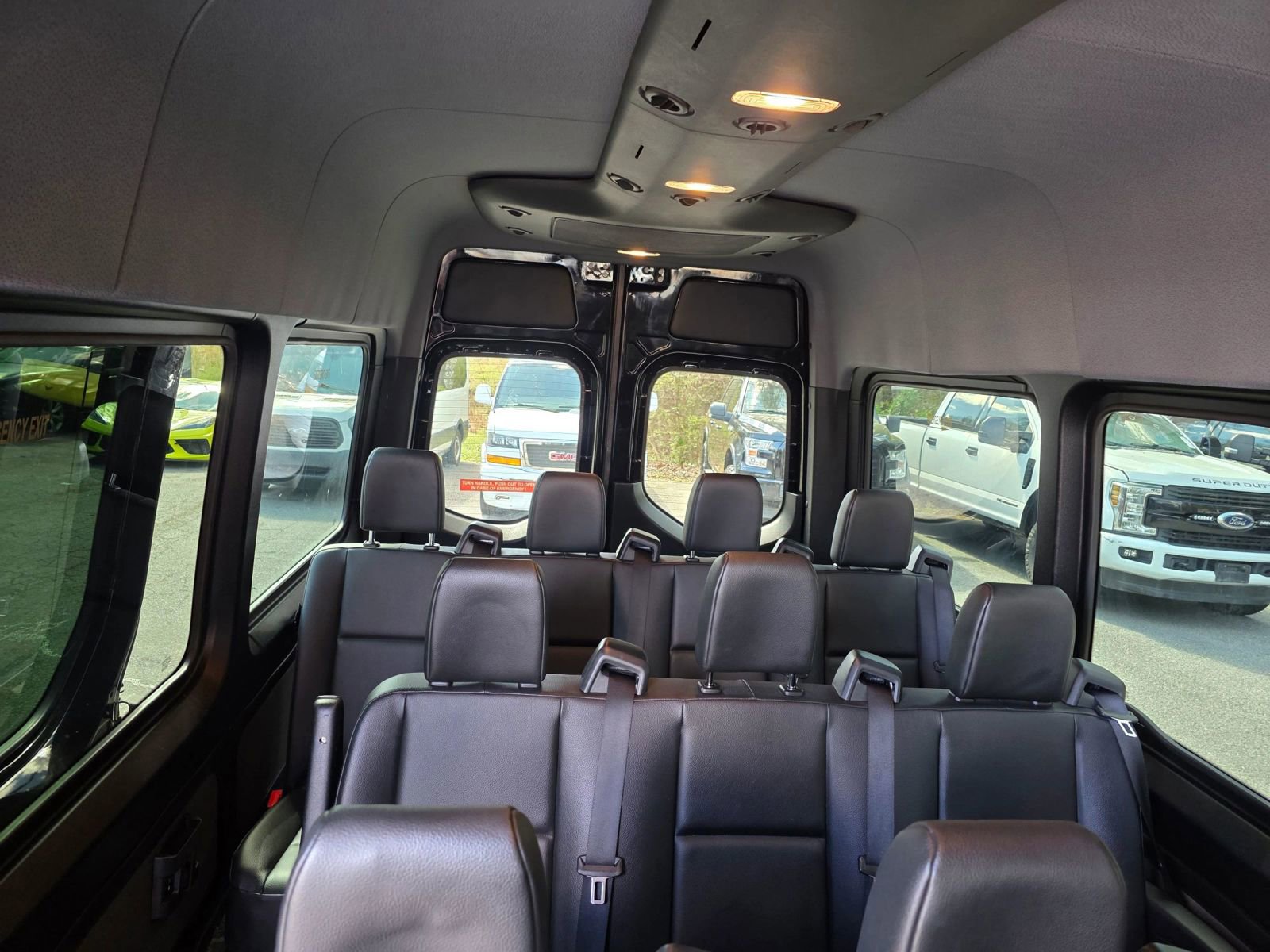 Used 2019 Mercedes-Benz Sprinter 2500 image 27