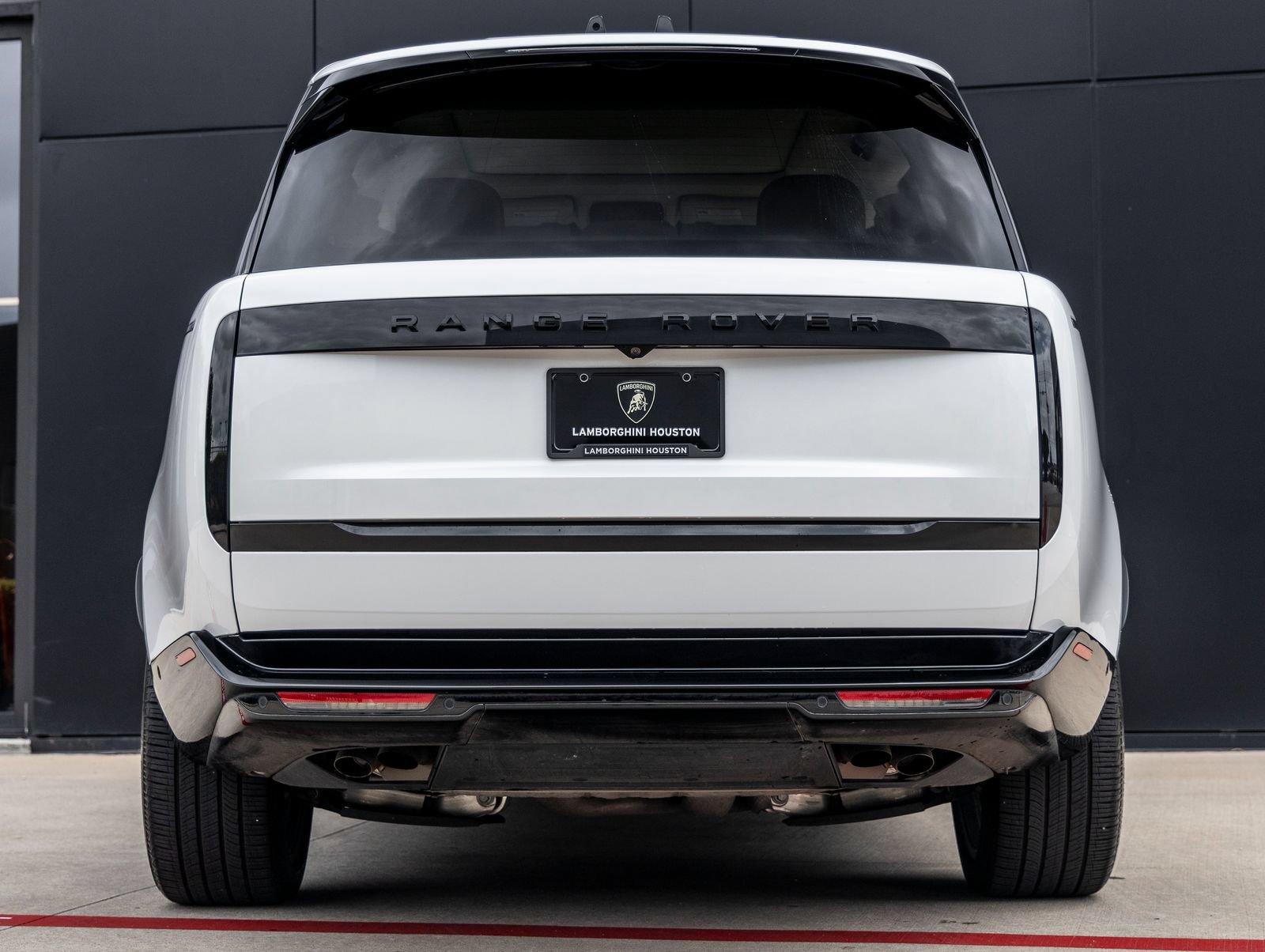Used 2025 Land Rover Range Rover SE AWD/4WD image 7