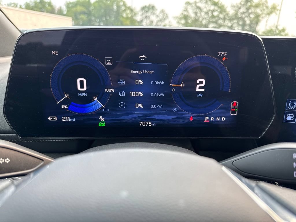New 2025 Chevrolet Blazer EV LT AWD/4WD image 33