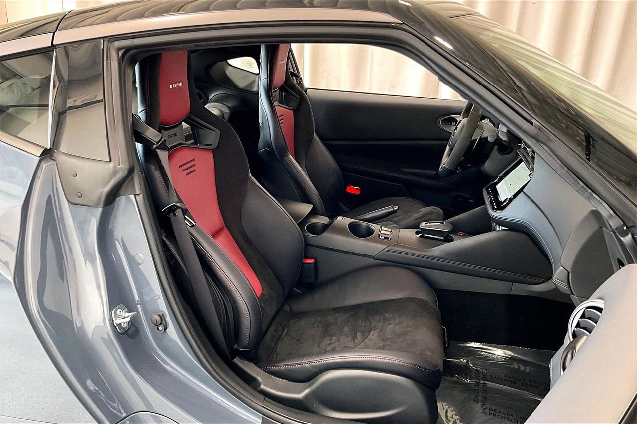 Used 2024 Nissan Z NISMO w/ Floor Mat Package image 6