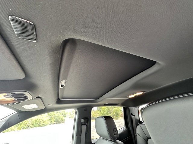 New 2026 GMC Canyon Elevation w/ Convenience Package image 18