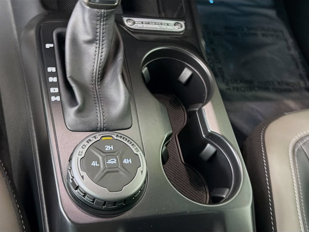 Used 2025 Ford Bronco Outer Banks AWD/4WD image 22