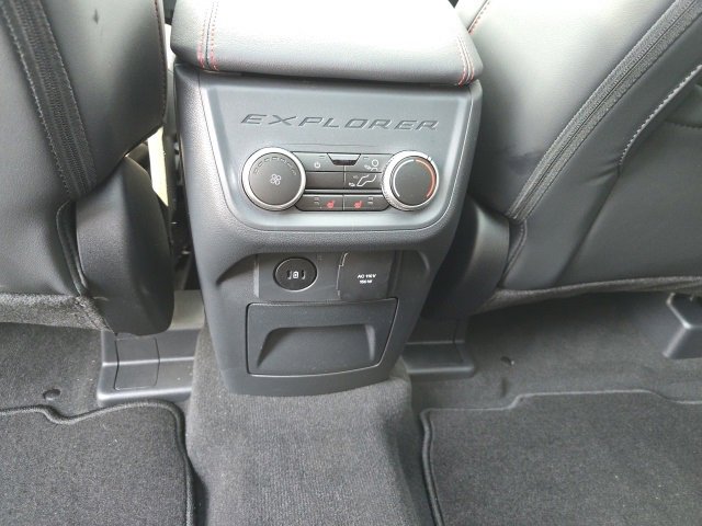 New 2025 Ford Explorer ST-Line w/ Premium Package image 23