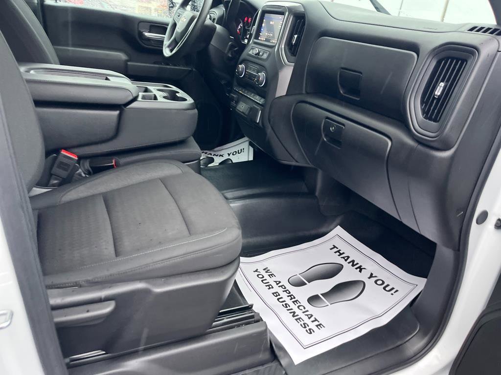 Used 2025 Chevrolet Silverado 2500 Custom w/ Custom Value Package image 30