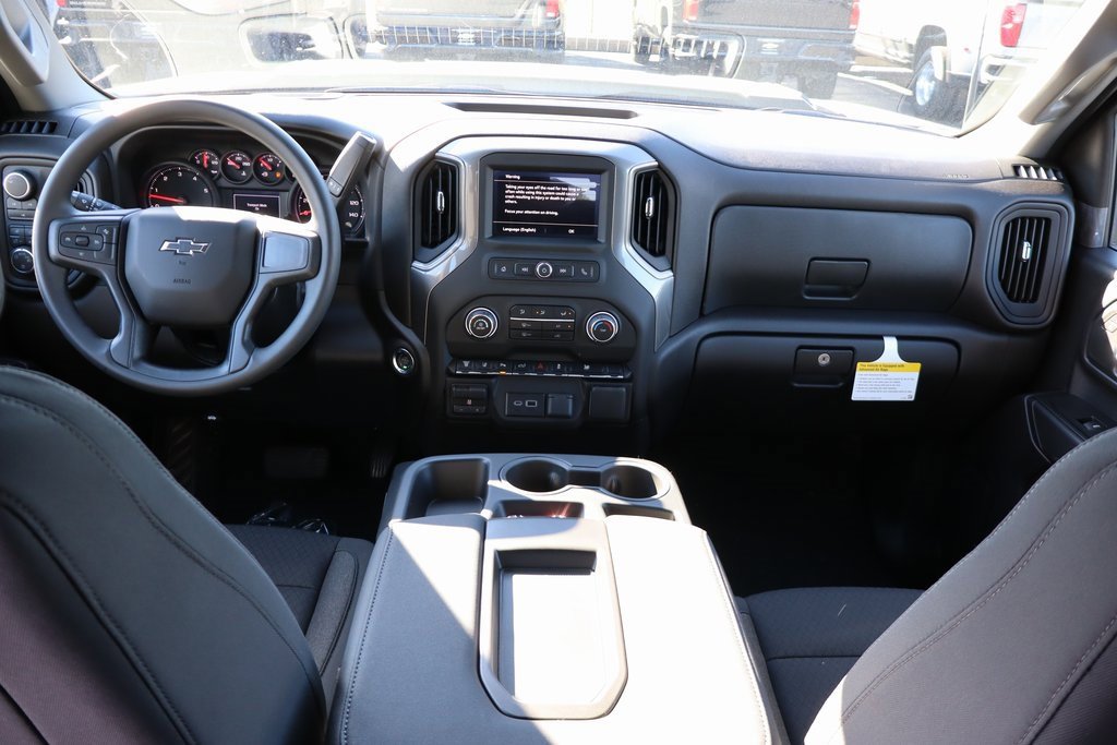 New 2026 Chevrolet Silverado 2500 Custom w/ Custom Value Package image 6