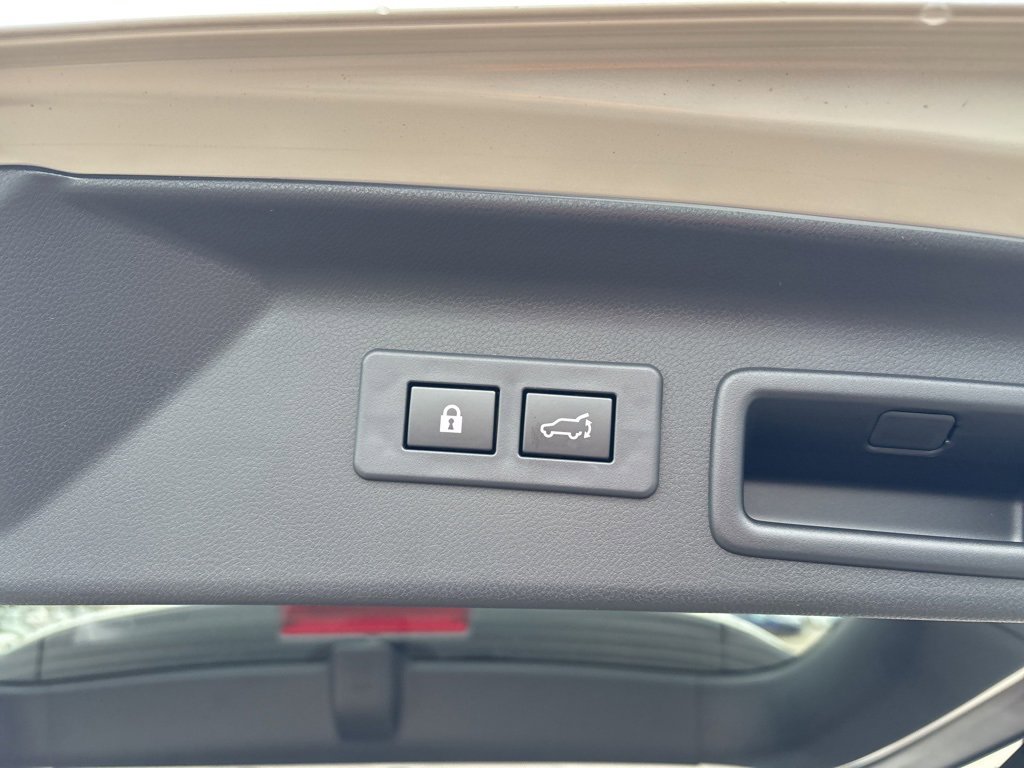 New 2025 Subaru Forester Touring image 28