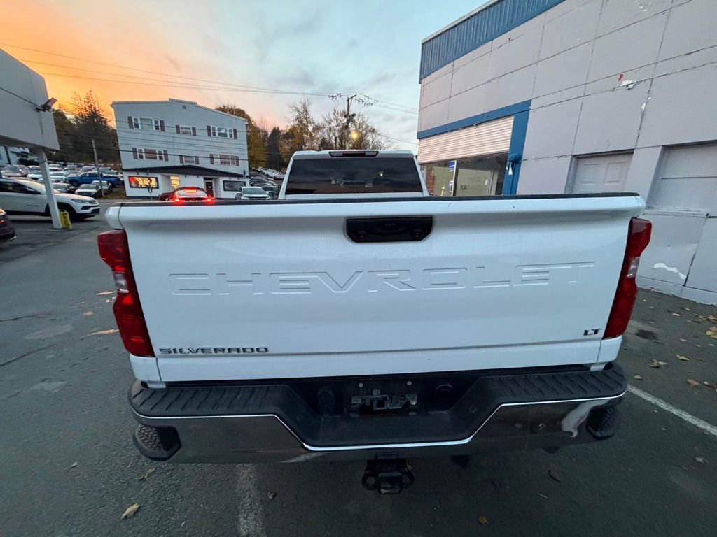 Used 2024 Chevrolet Silverado 2500 LT image 4