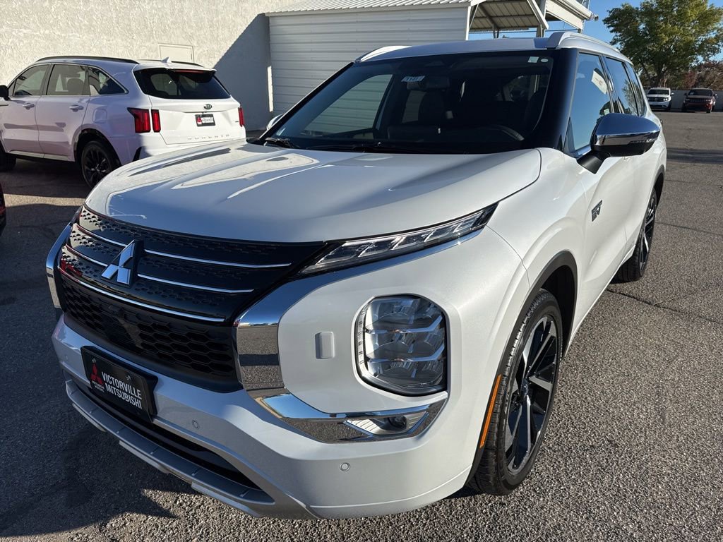 New 2025 Mitsubishi Outlander SEL AWD/4WD image 3