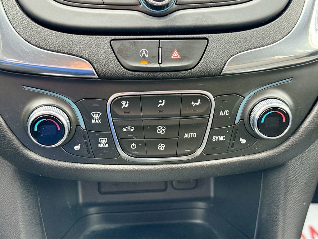 Used 2023 Chevrolet Equinox LT FWD image 15