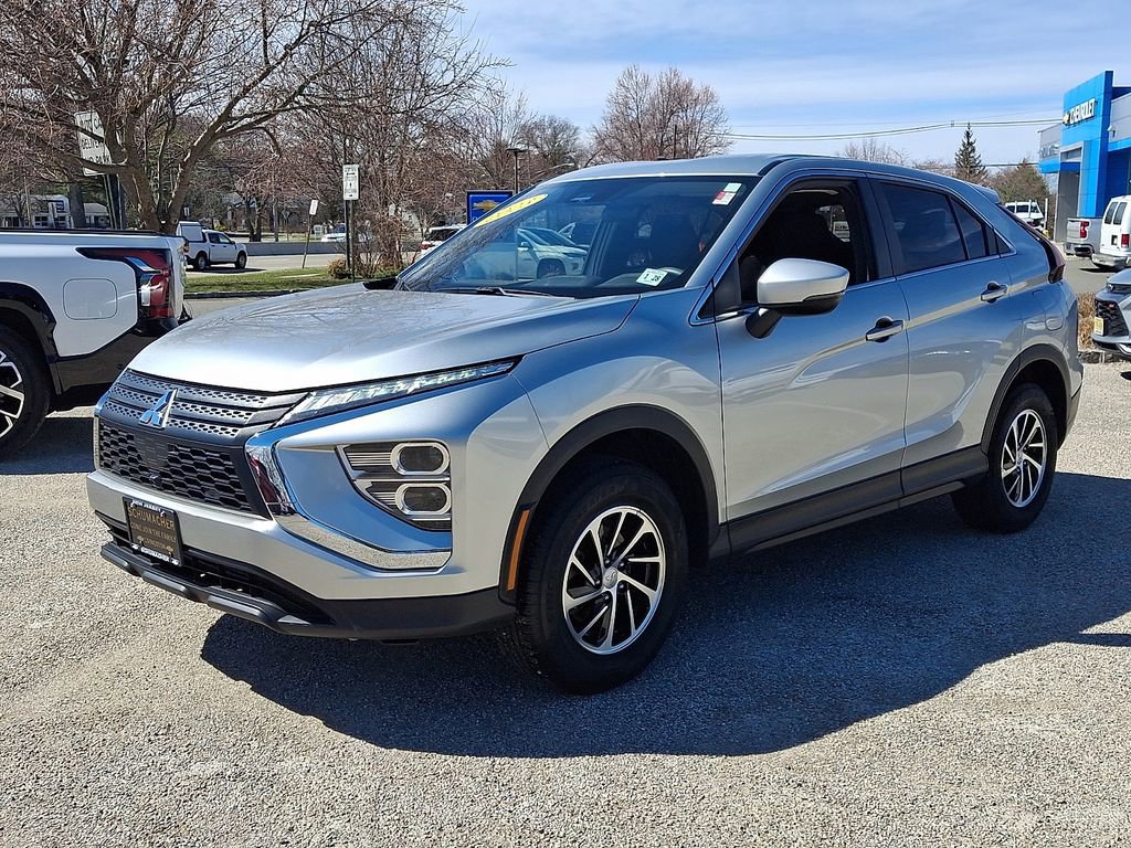 Used 2023 Mitsubishi Eclipse Cross ES image 3