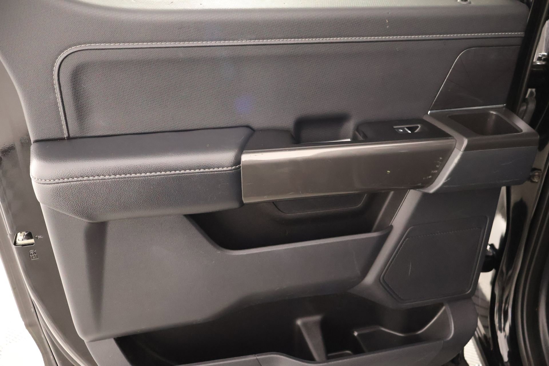 Used 2023 Ford F150 XLT w/ Equipment Group 302A High image 18