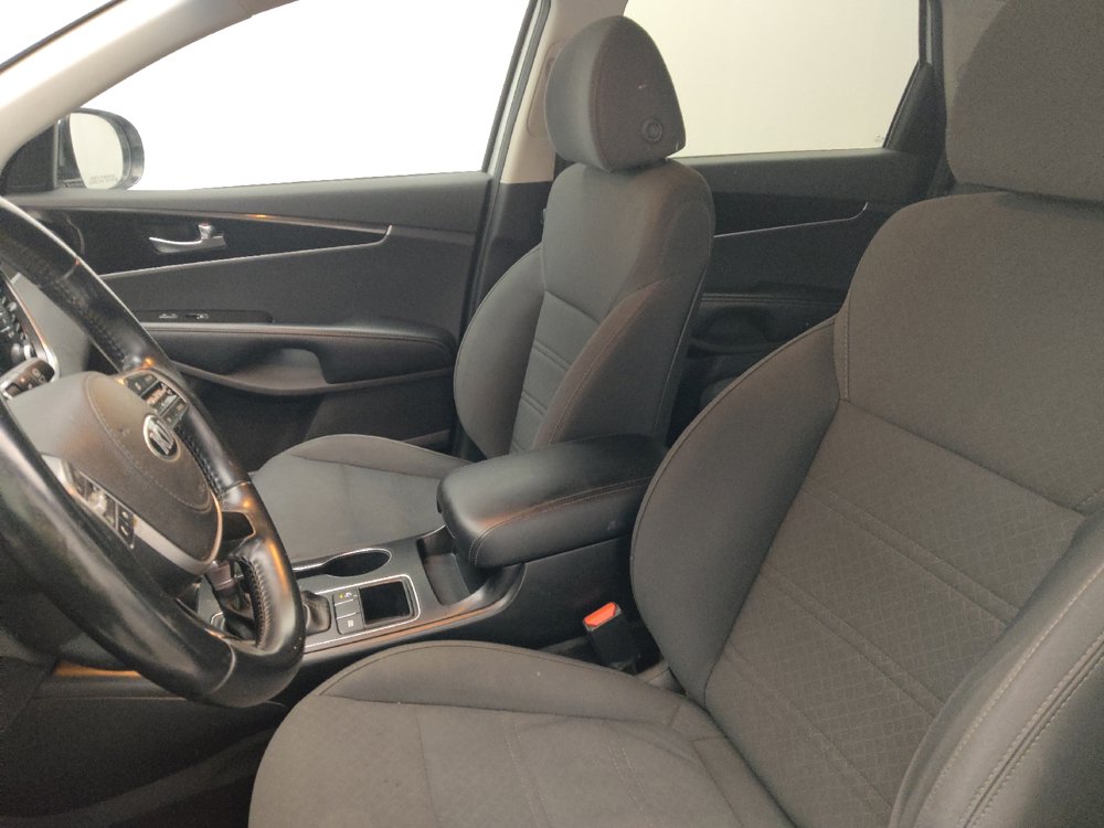 Used 2019 Kia Sorento FWD w/ LX Convenience Package image 17