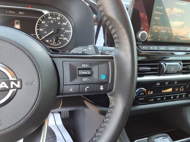 Used 2022 Nissan Pathfinder SV image 15