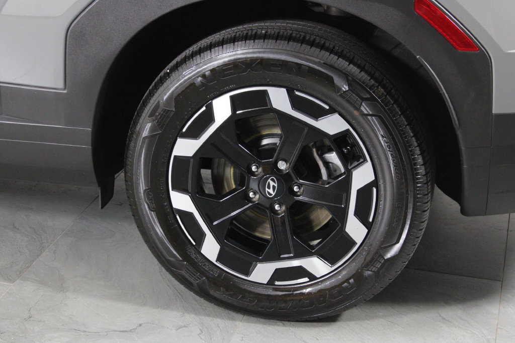 Certified 2027 Hyundai Santa Fe SEL FWD image 15