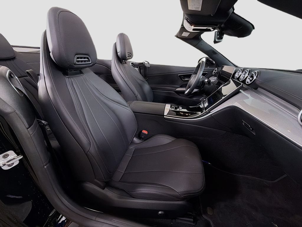 Certified 2024 Mercedes-Benz CLE 300 4MATIC Cabriolet image 38