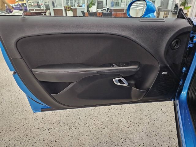 Used 2023 Dodge Challenger R/T w/ Performance Handling Group image 26