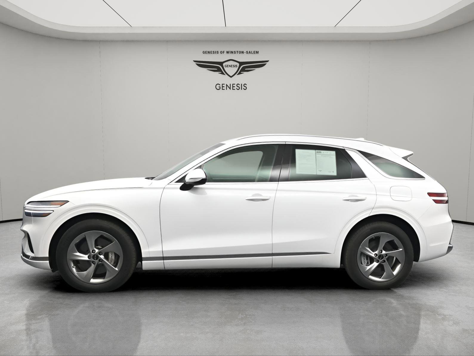 Used 2026 Genesis GV70 2.5T image 3