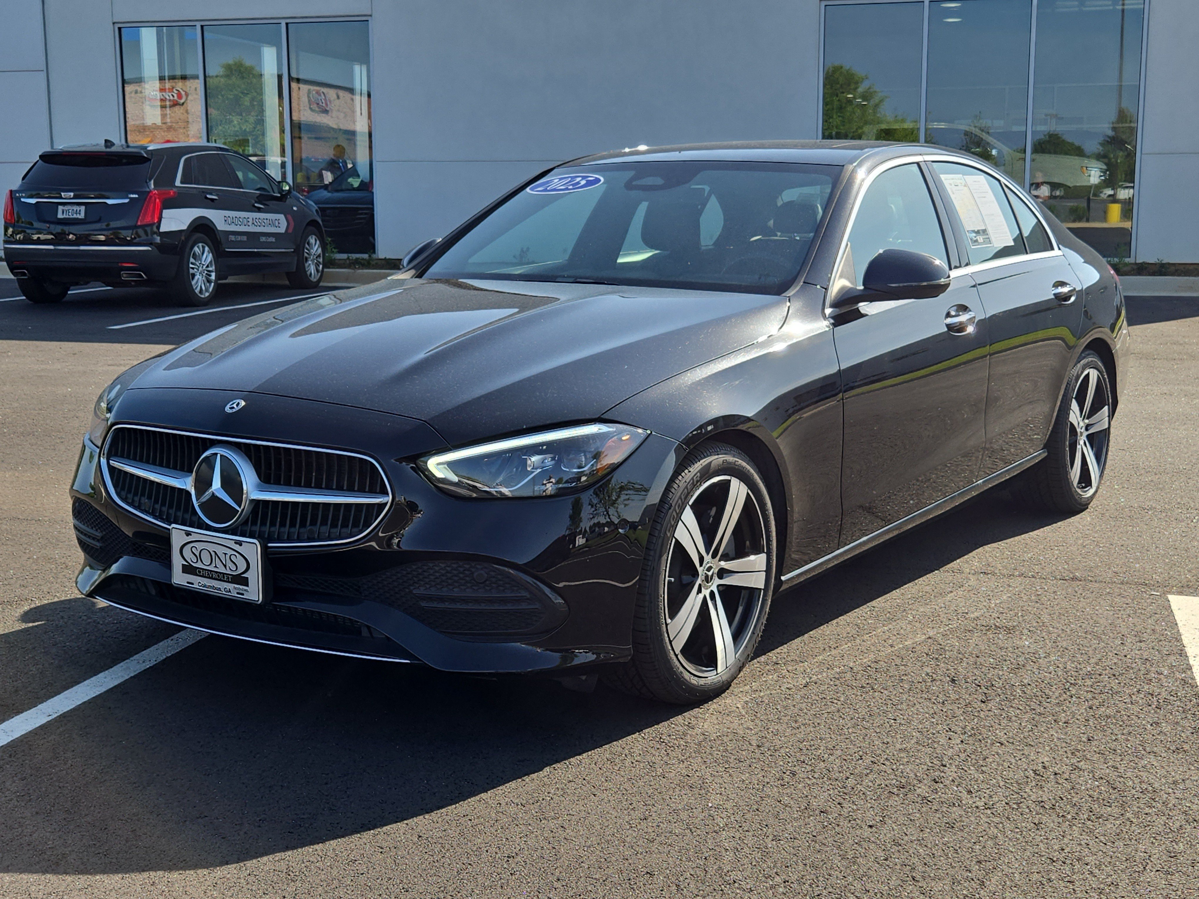 Used 2025 Mercedes-Benz C 300 4MATIC Sedan image 2