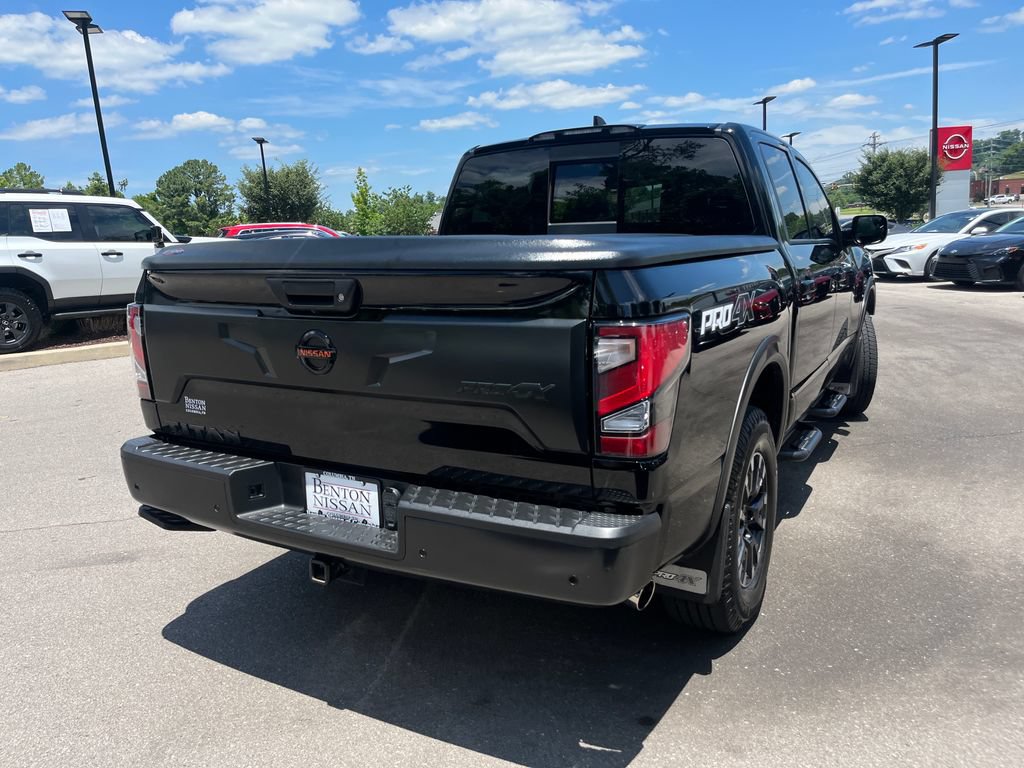 Used 2022 Nissan Titan PRO-4X w/ Pro-4x Convenience Package AWD/4WD image 7