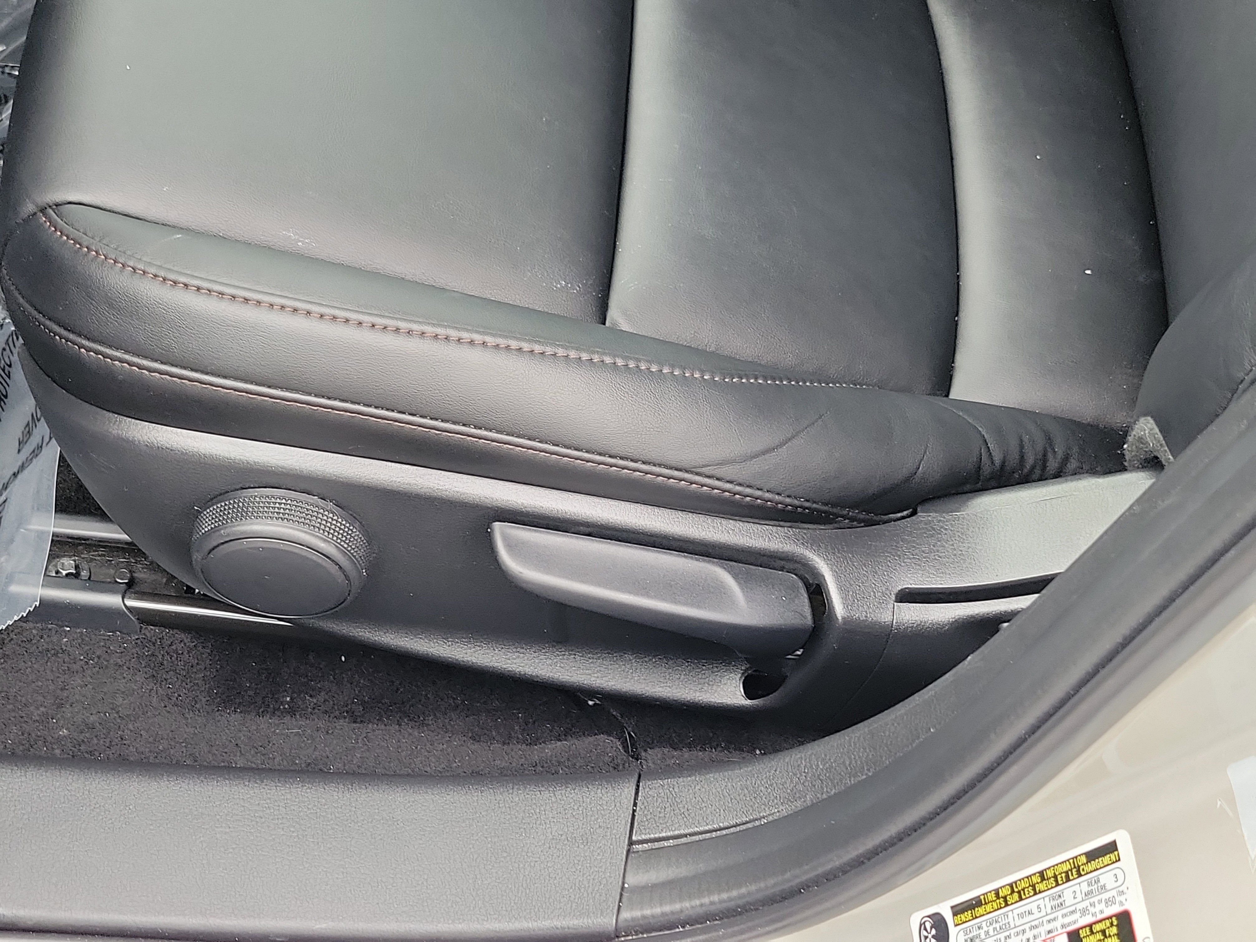 Used 2024 MAZDA MAZDA3 s image 18