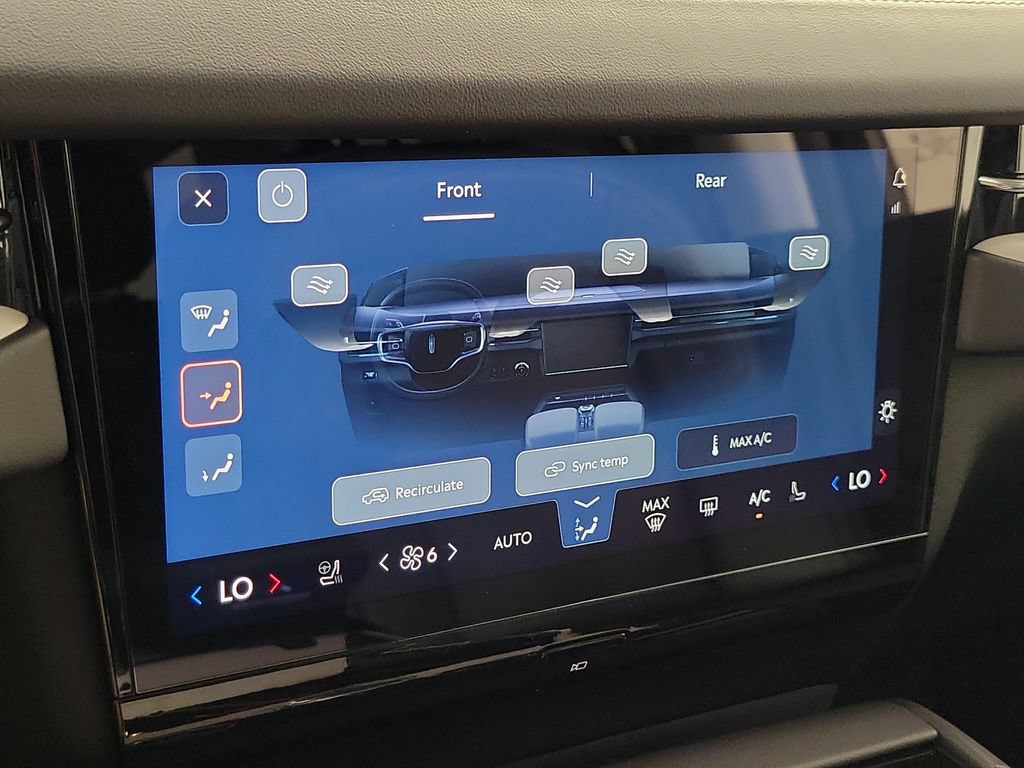 New 2027 Lincoln Navigator Premiere RWD image 28