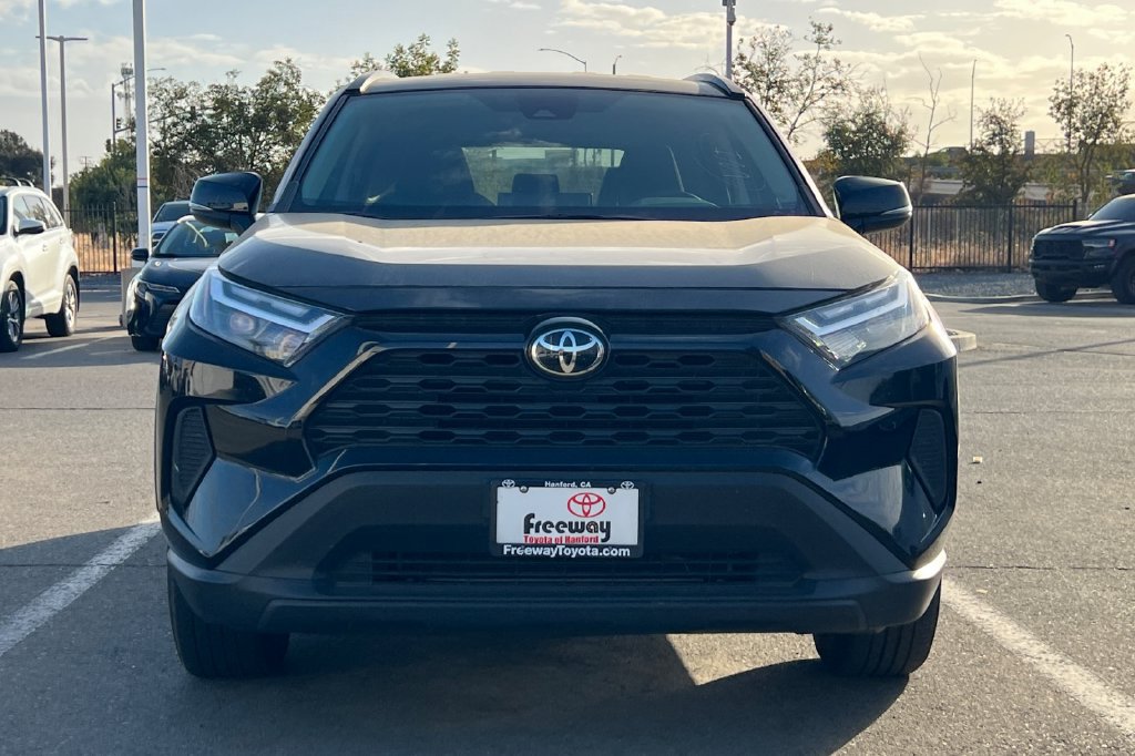 Certified 2025 Toyota RAV4 XLE AWD/4WD image 3