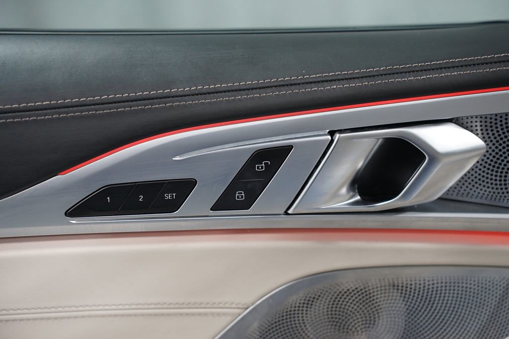 Used 2019 BMW M850i xDrive Convertible image 33