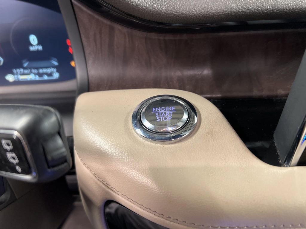Used 2022 Lincoln Aviator Reserve w/ Equipment Group 201A image 16