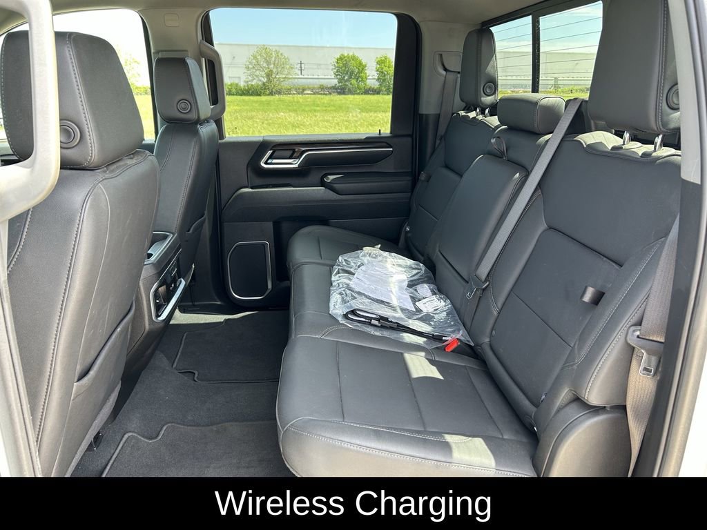 Used 2025 GMC Sierra 2500 SLT w/ SLT Convenience Package image 34