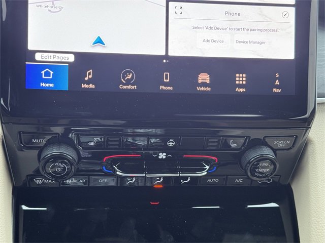 New 2025 Jeep Grand Cherokee Limited image 24