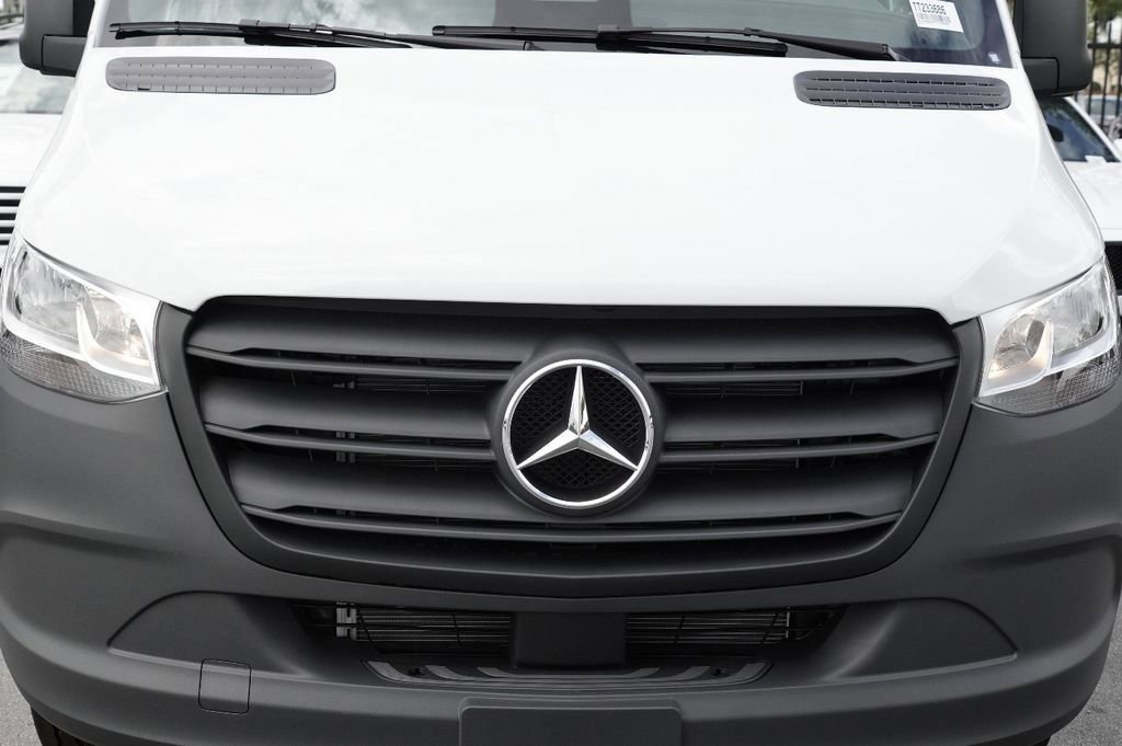 New 2026 Mercedes-Benz Sprinter 144 Cargo image 7