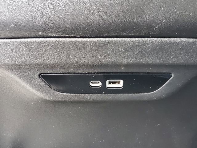 Certified 2024 Chrysler Pacifica Touring-L image 25