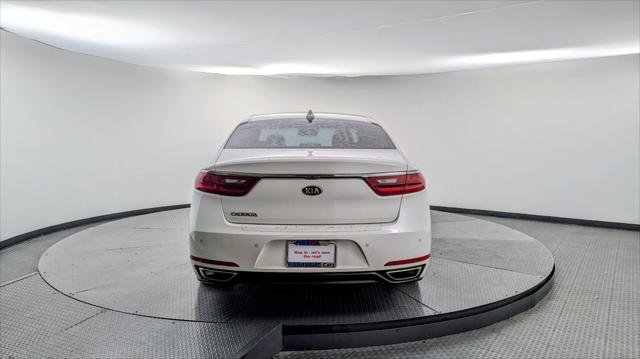 Used 2017 Kia Cadenza Premium w/ Luxury Package image 6