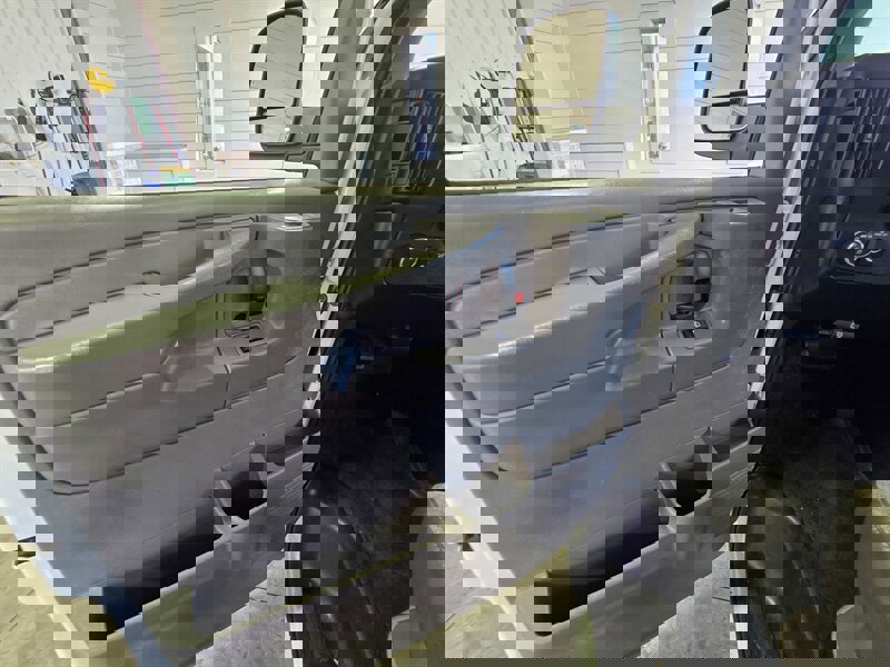 Used 2009 Chevrolet Express 3500 LS w/ LT Preferred Equipment Group image 11