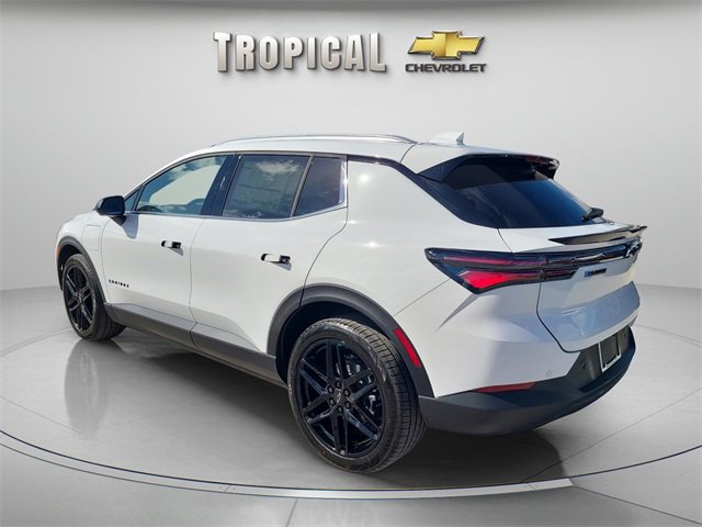 New 2026 Chevrolet Equinox EV LT image 3