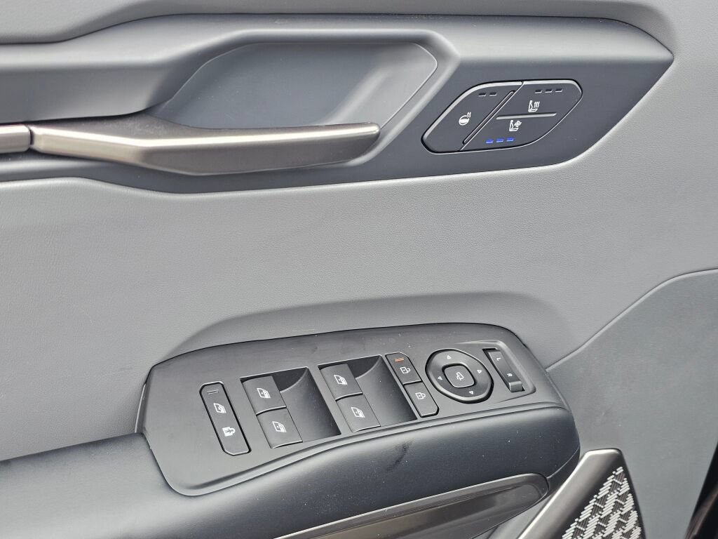 Certified 2024 Kia EV9 Wind AWD/4WD image 35
