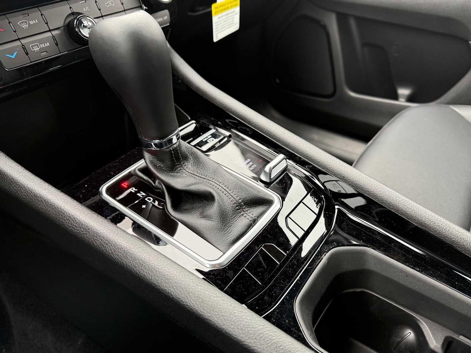 New 2026 Jeep Compass Latitude AWD/4WD image 16