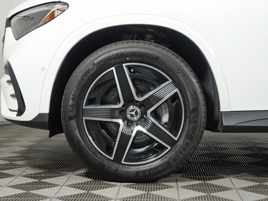 Certified 2024 Mercedes-Benz GLC 300 4MATIC w/ AMG Line image 9